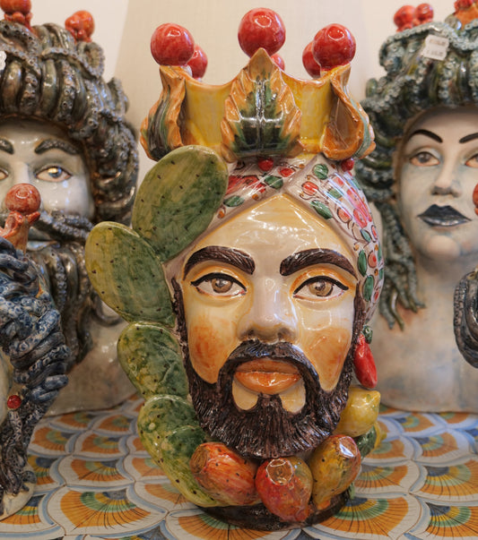 Le Teste di Moro in Ceramica: una leggenda siciliana tra amore, gelosia e arte